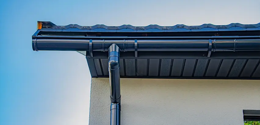Professional Soffits and Fascia Replacement Services in Madison, WI